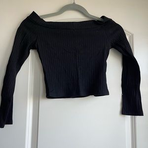 Black ribbed off the shoulder crop top